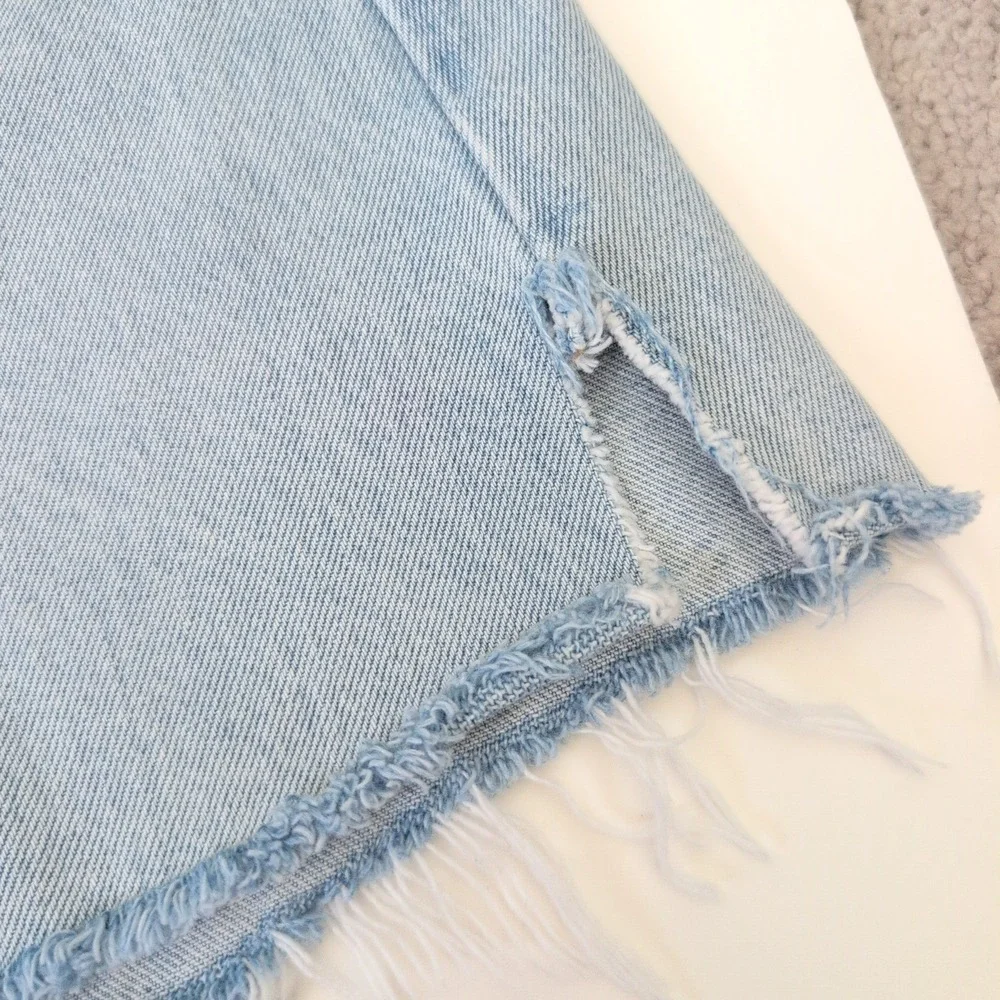 AGOLDE Parker Long High Rise Light Wash Denim Shorts 28 A9030-1141 Cutoffs